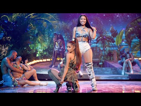 Ariana Grande & Nicki Minaj – Side To Side (Live on American Music Awards) 4K